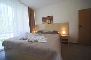 Отели типа «постель и завтрак» Villa Merry Spa&Wellness Свиноуйсьце Двухместный номер с 1 кроватью или 2 отдельными кроватями-1